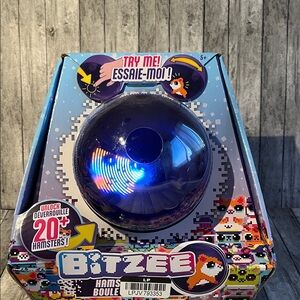 Bitzee Hamster Play Ball - Shiny Purple